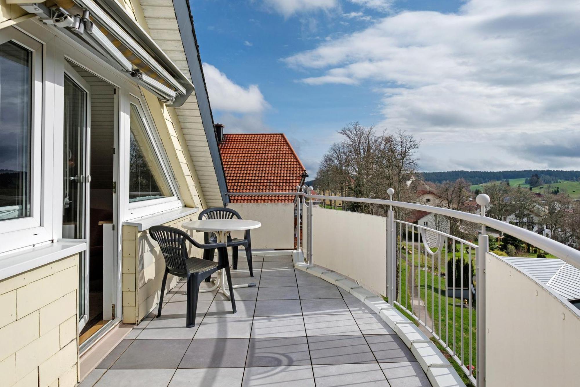 Ferienwohnungen Uhren Allgaier Schönwalde Esterno foto